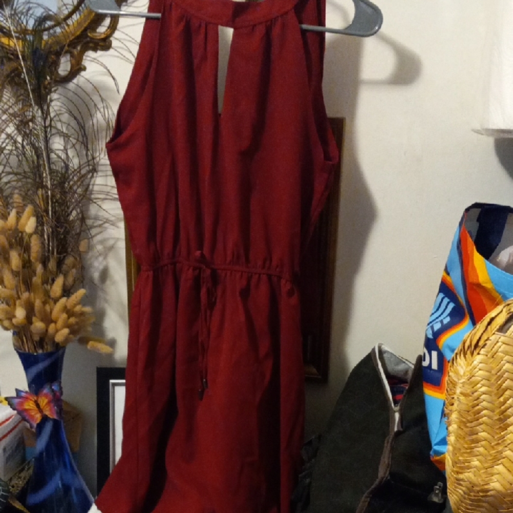Elegant Burgundy Sleeveless Dress 17" Pit To Pit